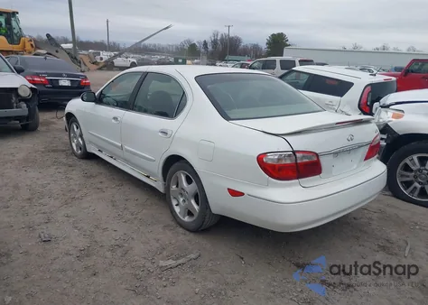 2001 Infiniti I30 Touring z USA, uszkodzony, nr VIN JNKCA31AX1T022847